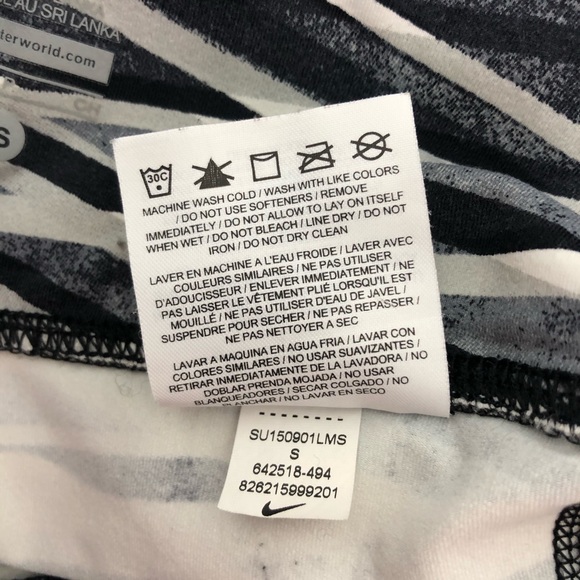 Nike Striped Crop - Picture 4 of 6